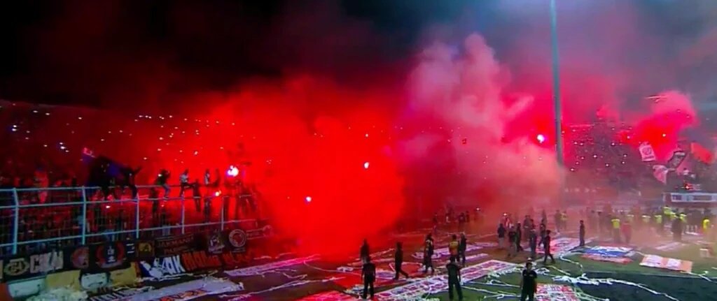 10,000 Persija Jakarta supporters on tour Malang today
#Persija87th 
#SpiritToBasic 
(2)
