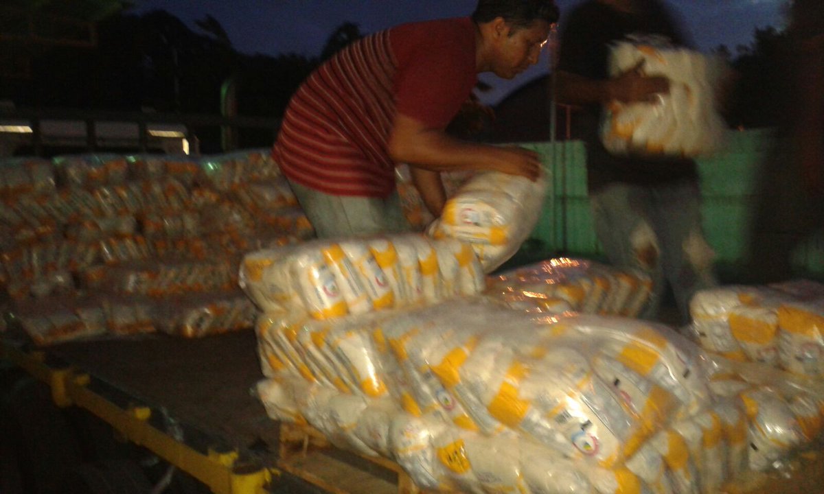 JulmerYepez's tweet photo. Somos parte fundamental de la cadena Agroalimentaria con producción y empaquetado de productos de la cesta básica https://t.co/IGyKehZm5U