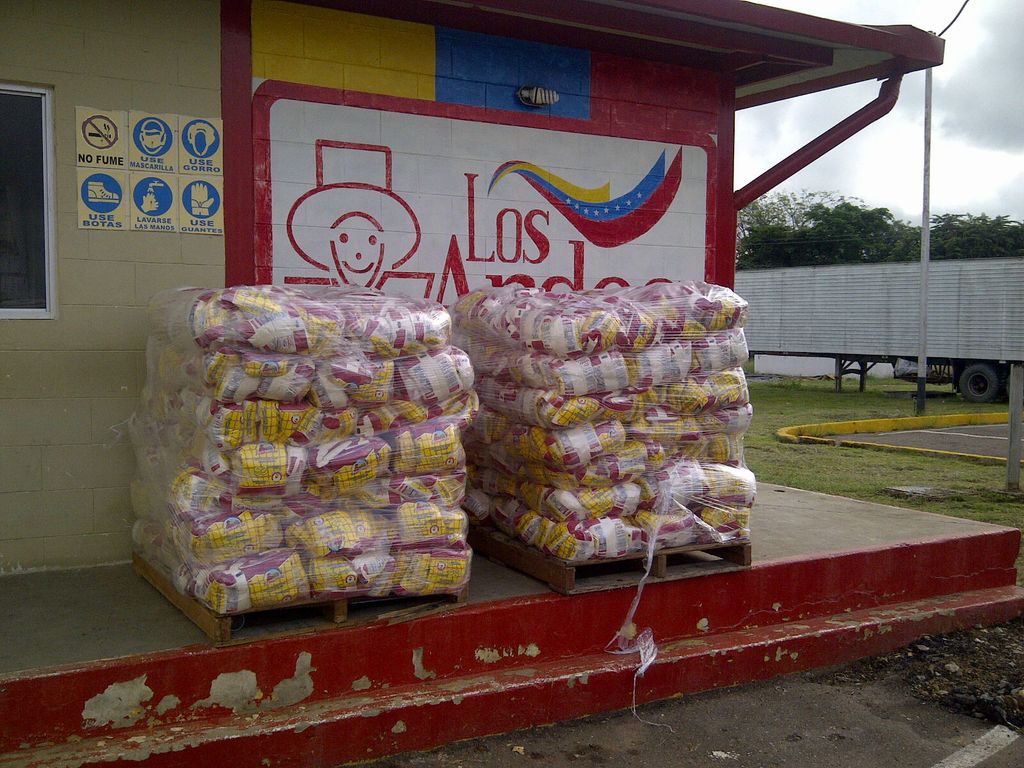 JulmerYepez's tweet photo. Somos parte fundamental de la cadena Agroalimentaria con producción y empaquetado de productos de la cesta básica https://t.co/IGyKehZm5U