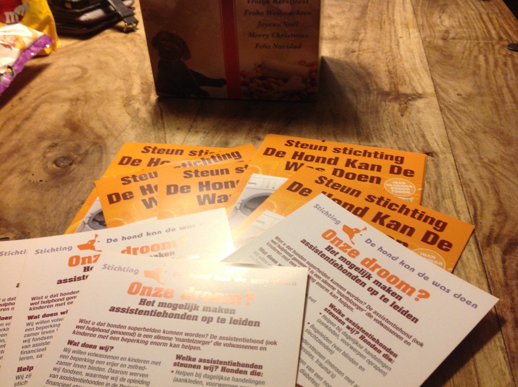 hondkanwasdoen's tweet photo. De nieuwe #flyer is binnen! Och hoe krijgen we die nu #verspreid in #Nederland? De #wachtlijst moet korter worden.. https://t.co/C7Abm3DASK