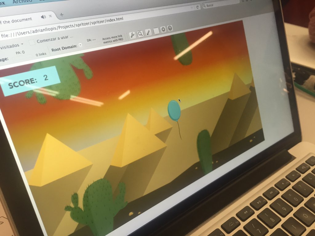 geekshubs's tweet photo. Empiezan a salir del horno los juegos! #geekHackathon @devscola @iukanet https://t.co/tRWMhLgbL3