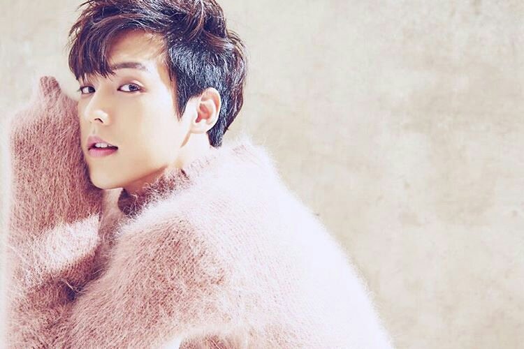 Happy birthday lee minhyuk  i love you to the moon and back  it\s so nice to know you    saengil chukkahae 