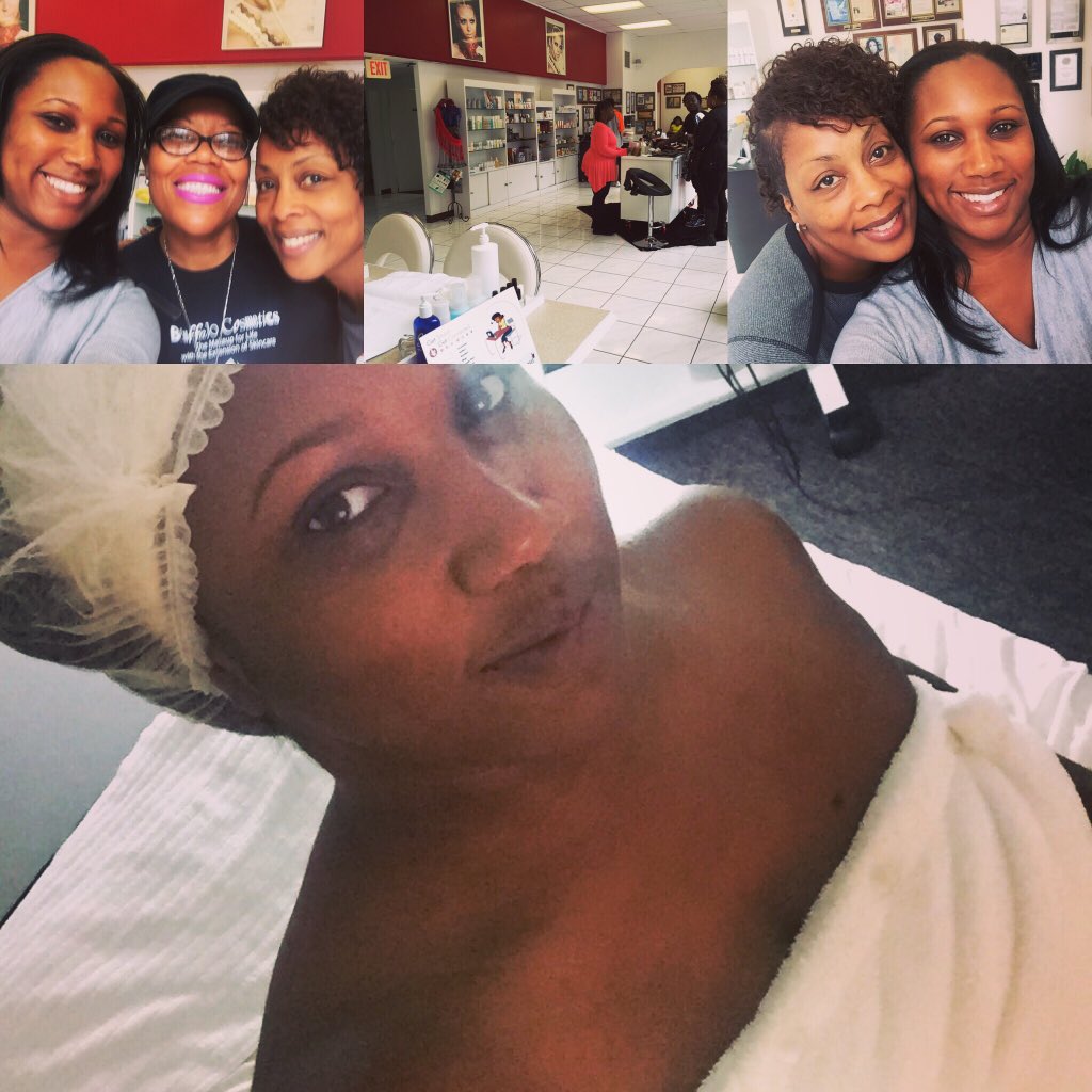 TishaLewis's tweet photo. celebrated #smallbusinesssaturday @maisiedunbar w/ @MichelineBowman! #shoplocal #postspa #sansmakeup https://t.co/ftEf0iR89H