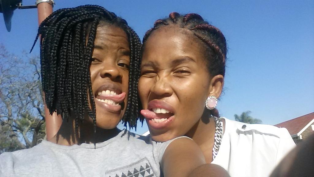 KSikhu's tweet photo. Loveliveshere bcs I have myself an awesome freaking best buddy ever♡♡♡♡ https://t.co/ClvVuZYaYR