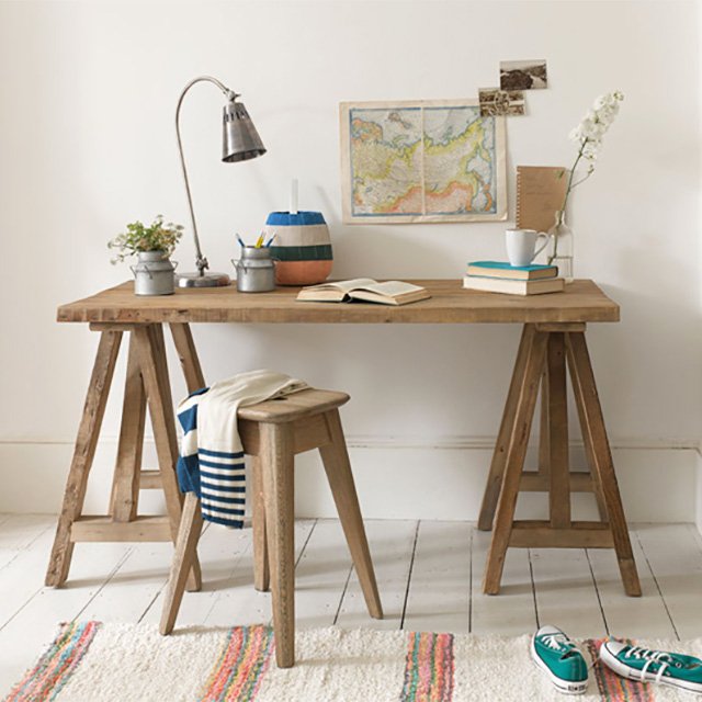There's something really charming about these oak stools from <a href="/loafhome/">Loaf</a> 💕 most-curious.co.uk/product/perch-…