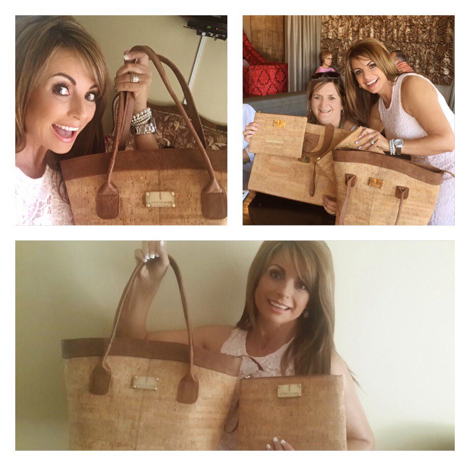 AnnetteMrsSA's tweet image. Super happy with my gorgeous bday prezzie from the hubby &amp;amp; kids. My @LDJ_Collection @Lynnedj_MrsSA