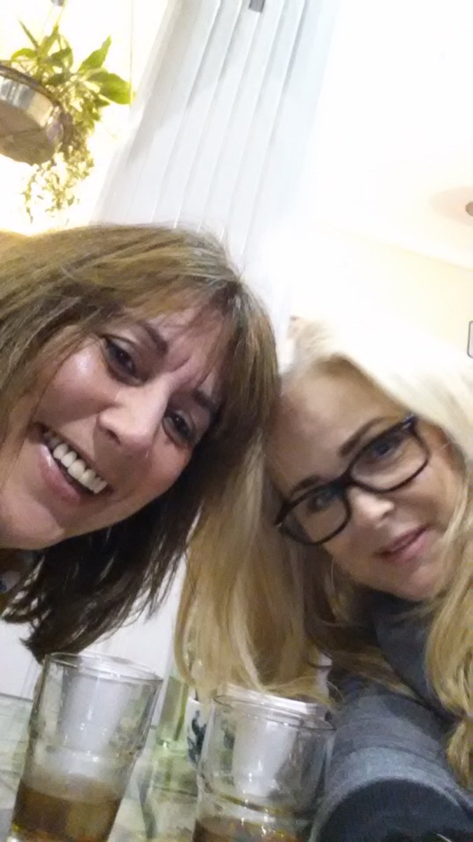 DebbieMiles69's tweet photo. It's been a grueling day shopping # got2bdone https://t.co/xEUUhiF2LO