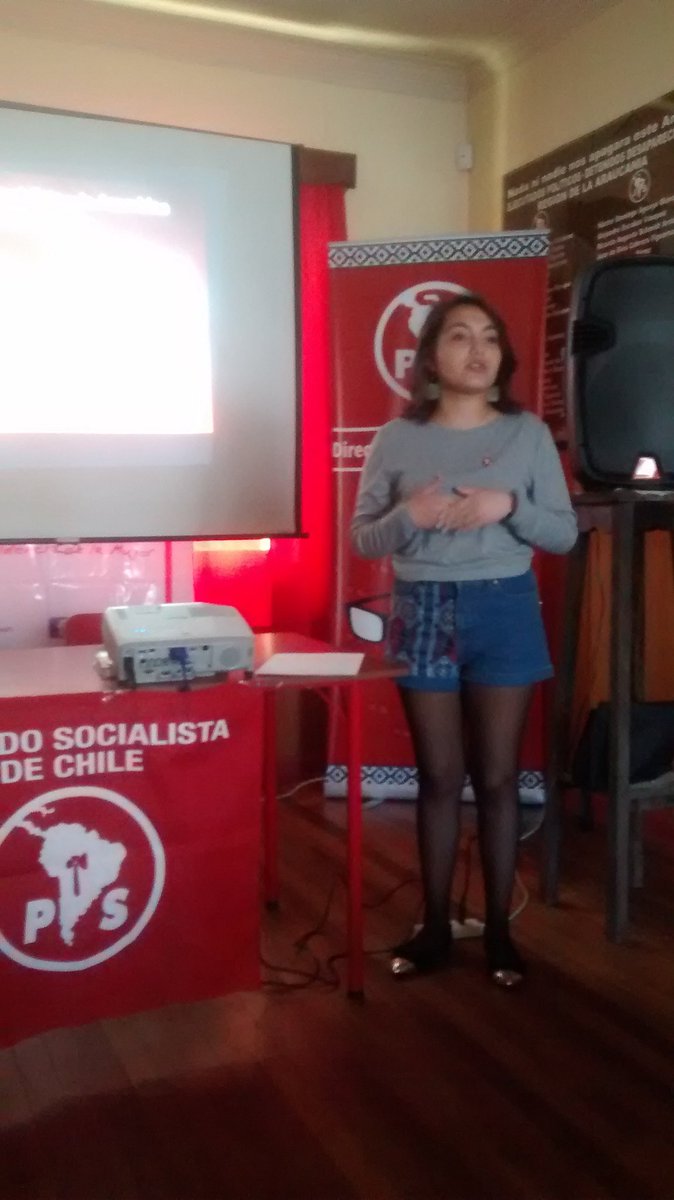 NatitaCisternas's tweet photo. Exponiendo sobre #AC y el @pschile  
VicePdtaDeLaMujer Provincial Cautín. @jsaraucania @JS_Chile https://t.co/9bdqTY3uyU