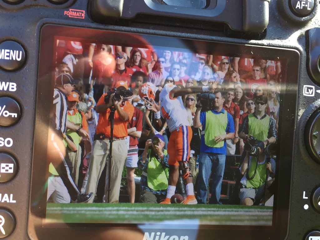 ClemsonFB's tweet photo. #DabOnEm https://t.co/w266NqtkNz