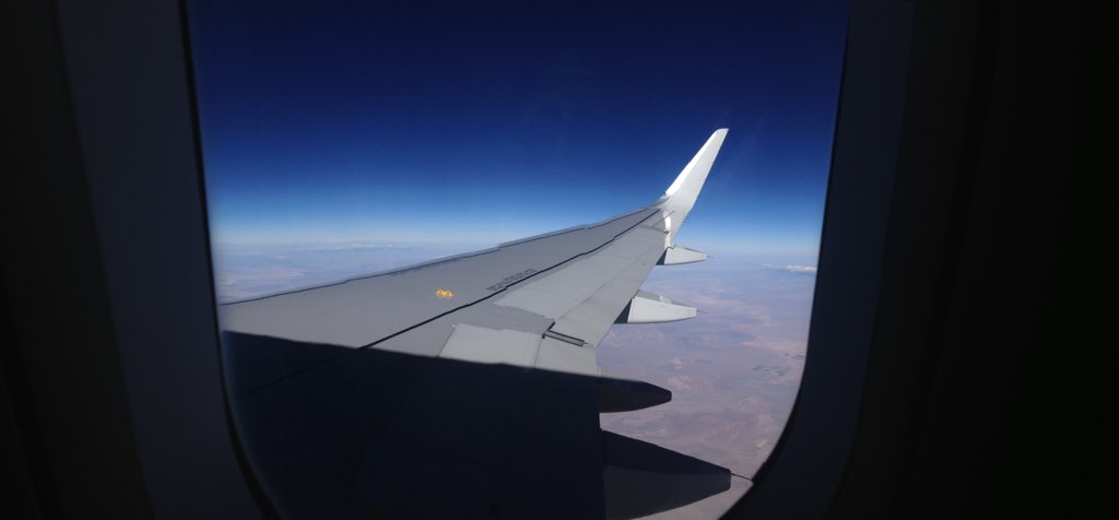 meleennaaa's tweet image. s/o to the person who took 1,000 minutes in the bathroom🙄✈️ #hadtopee