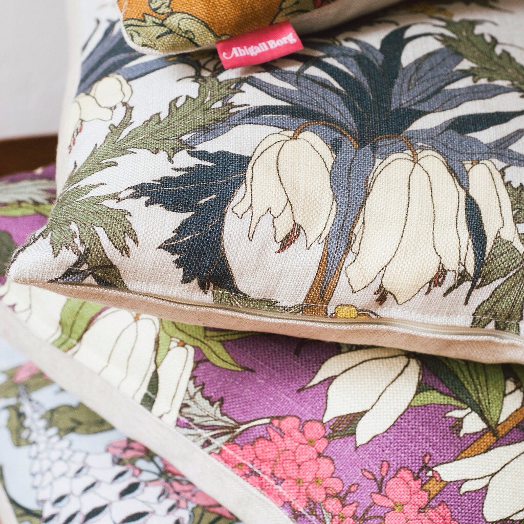 Don't forget our online sample sale with up to 50% off cushions and fabrics ✨ visit abigailborg.com