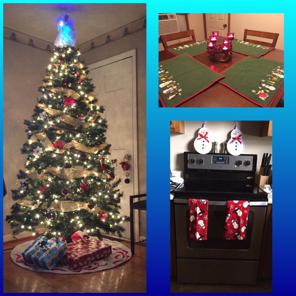 driverEd_teach's tweet photo. More Christmas decorating from today 🎅🏼🎁🎄 https://t.co/5NCabaiNZn