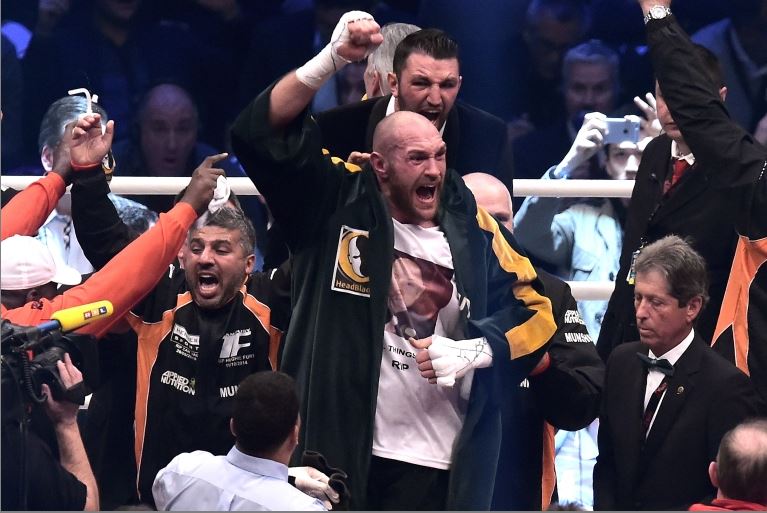 BBCSport's tweet image. This is how it feels to become the new champion of the world. #tysonfury beats #Klitschko 

bbc.in/1Q5f9un