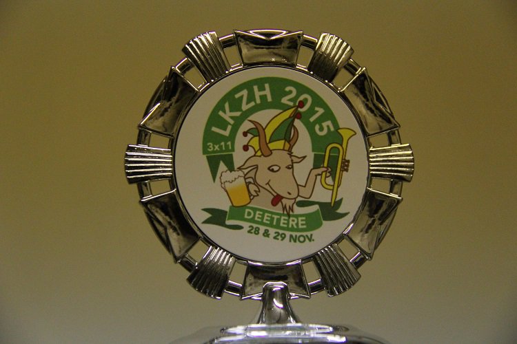 Winnaar <a href="/LKZH2015/">LKZH 2015 Dieteren</a> : Jonk Geweldj uit Heythuysen vastelaovendinlimburg.nl/2015/11/29/jon… #LVKZH2015 #VL16 / <a href="/jonkgeweldj/">Jonk Geweldj</a>