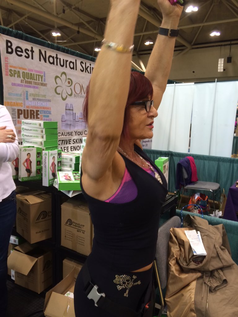 PaingoneCanada's tweet photo. #posturemedic #wholelifeexpo #torontoconventioncentre https://t.co/iMI7wyw5ZZ