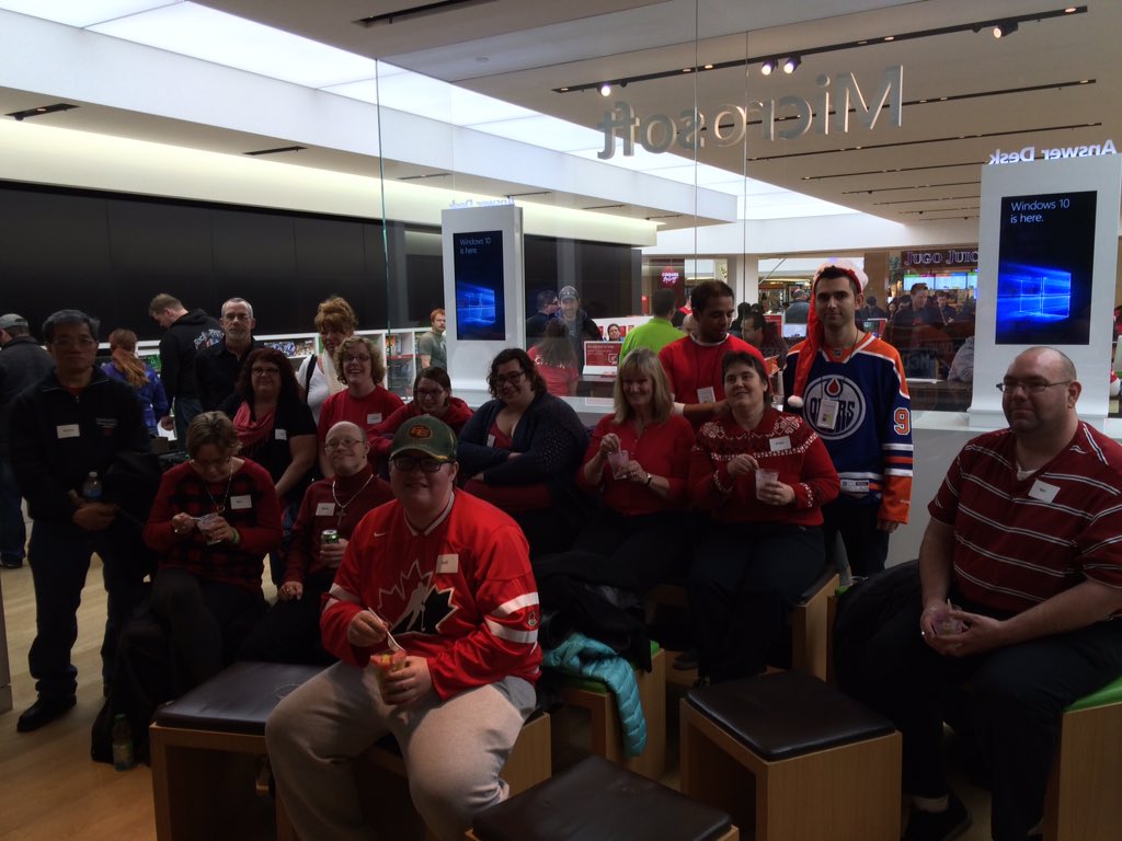 KathyWorobec's tweet image. @SpecialOAlberta athletes participating with @Microsoft #AppreciateTheAthlete #SOandMS thank you from athletes