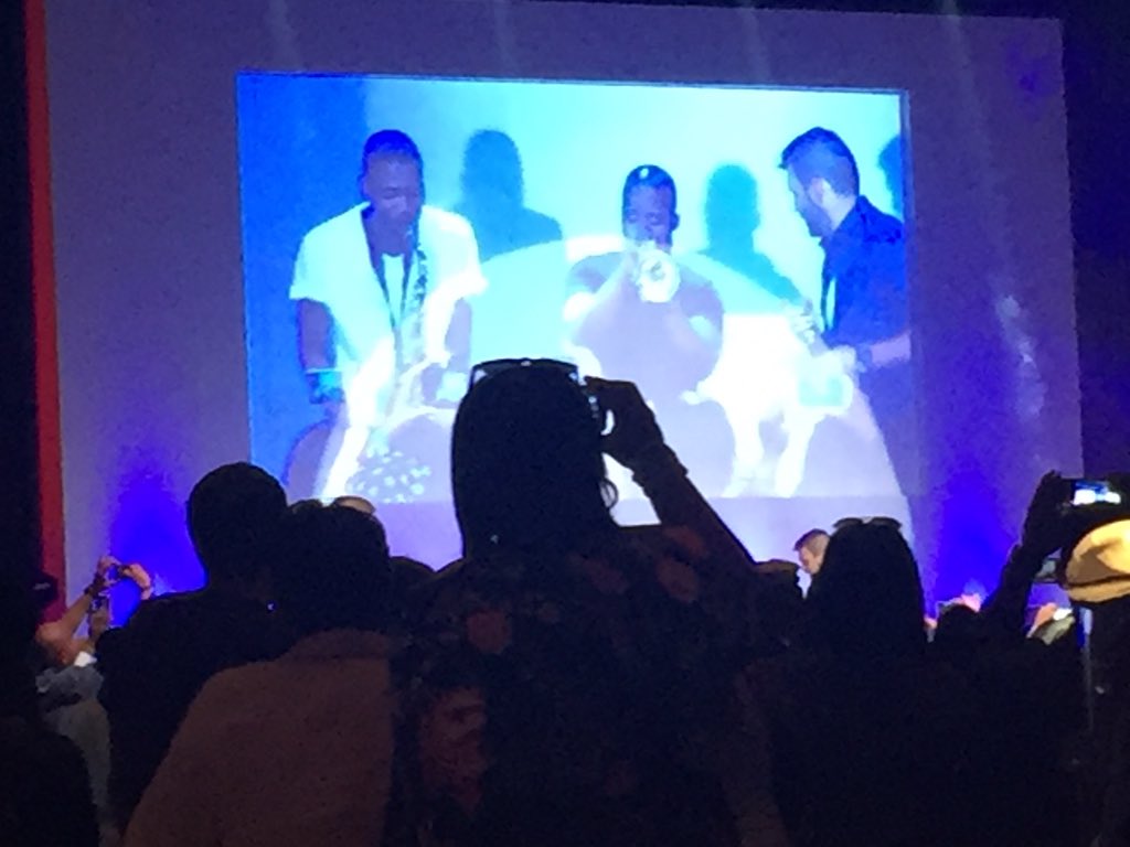 VivMorrisby's tweet photo. MiCasa rocking it @DirectAxis year end function @RobVanVuuren https://t.co/iDIfGT5h8g