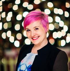 Intambassador's tweet photo. New IA Bio of Lauren @laurclinn! https://t.co/ulLDAIOeS6  Apply to the IA Scholarship Now! https://t.co/KjYGUVzaza https://t.co/5abSRgPdg1