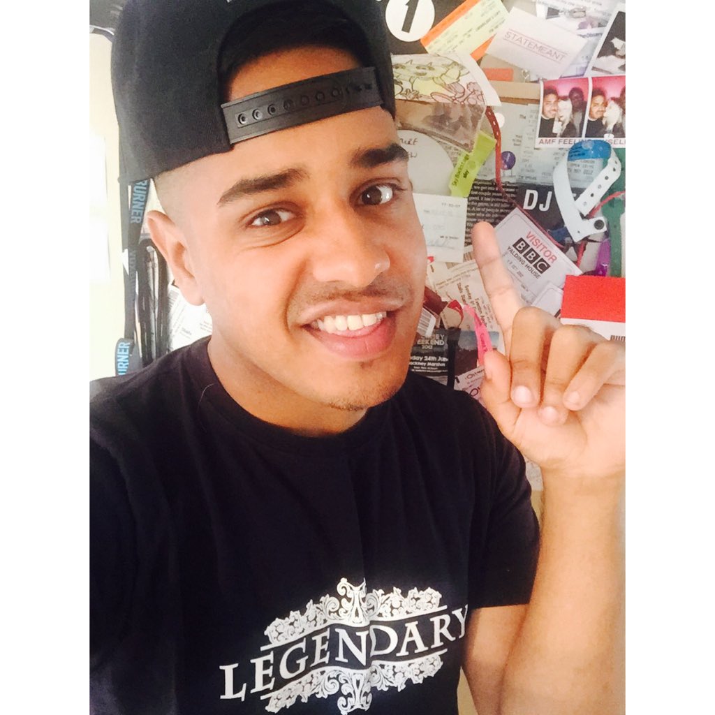 LEGENDCLOTHING1's tweet photo. S/O @Mim_Shake https://t.co/YoirQUd0Qn