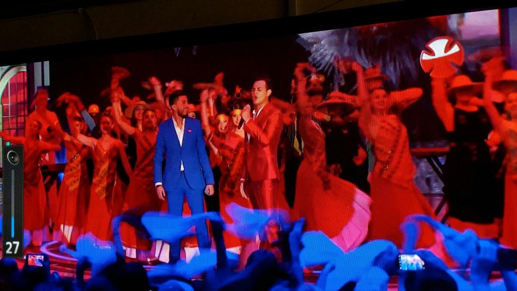 aracelly74's tweet photo. @jordansalinas @Teleton #TeletonChile pura! CUCUMBIAA!! https://t.co/i7SjZGUd4h