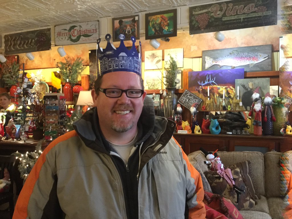 timasievers's tweet photo. Small Business Saturday shopping! #shopsmallflathead #kalispellchamber https://t.co/R99tRx4fLq