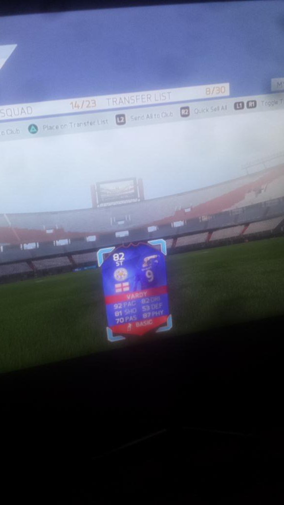 ChoccoDelight's tweet photo. Vardys throwing a party! https://t.co/5wmzZzXVOn