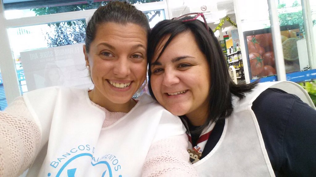 531ger's tweet photo. GRACIAS por los 1.000Kg #GranRecogidaScout #ManosConCorazon #GranRecogida2015 #BancoDeAlimentos @531ger @CadizSdA https://t.co/raLE8SKTKu