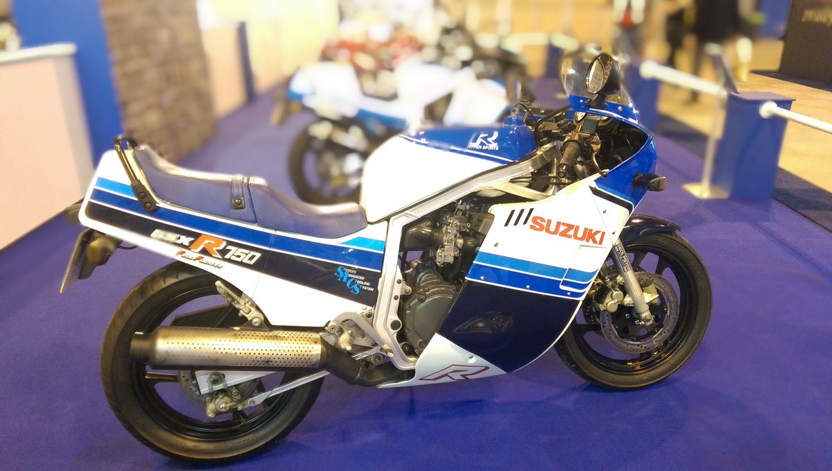 AstroMYK's tweet photo. .@SuzukiBikesUK @suzukicycles #30YearsOfPerformance #GSXR #GSXR750 #GSXR1000 #GSXR1100 #SRAD @motorcyclelive https://t.co/5nH2s0vWxv