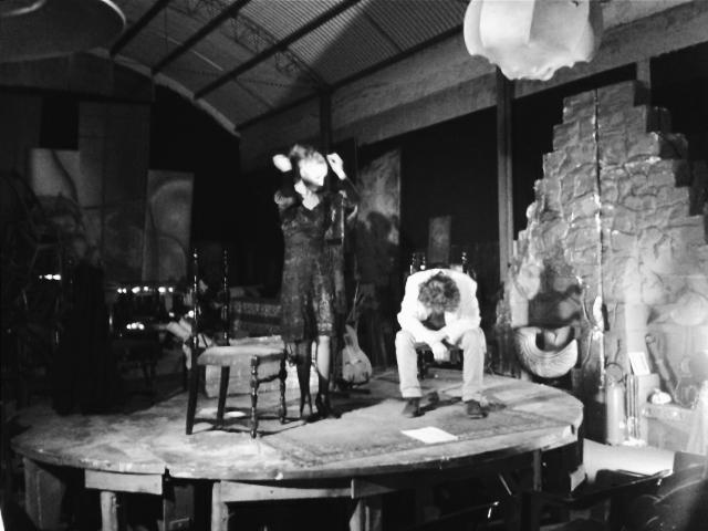 Ecco alcuni momenti di "Tino e Desy, come foglie" di Yannis Hott adesso allo #SpazioArlecchino