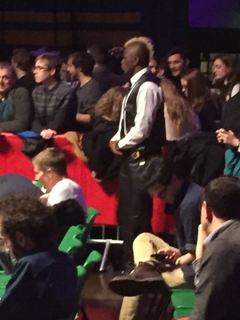 DutchieMcG's tweet photo. @LDNchessboxing - did Mario ballotelli fall on hard times? https://t.co/cqZgLJmW7u