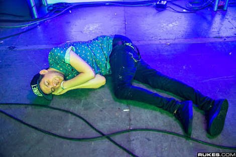 memes_edm's tweet photo. Cuando llegas a tu casa de la peda. https://t.co/LQPuz8kGP3