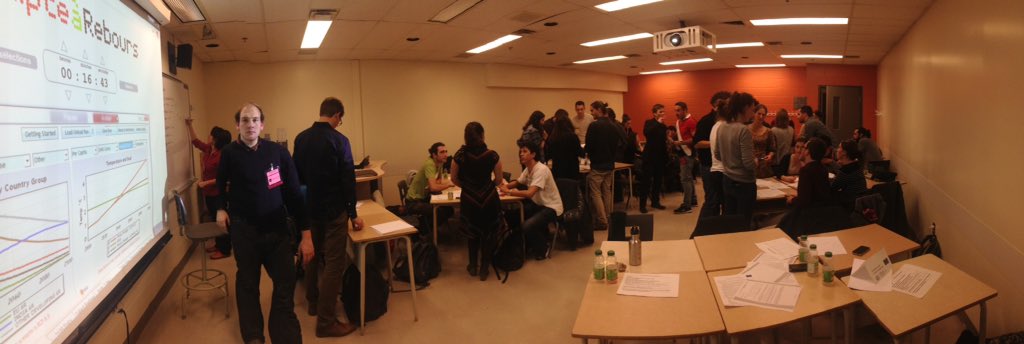 COY11Montreal's tweet photo. Simulation de la Cop21, et la jeunesse en pleine négociations! 
COP21 simulation, and youth negociating! #coy11mtl https://t.co/ipufMD1fg2