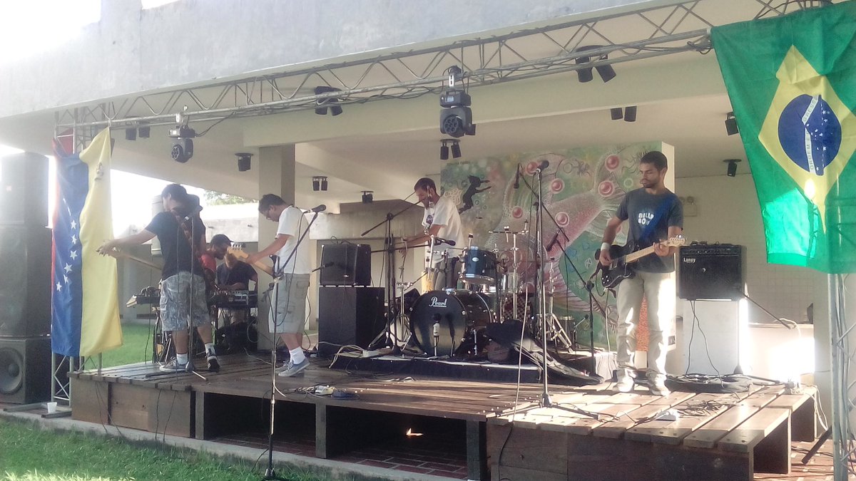 CCDemente's tweet photo. Probando sonido en el festival Dos Naciones en el Museo Jesús Soto y será animado por @checheorta https://t.co/sNACXsnsv7