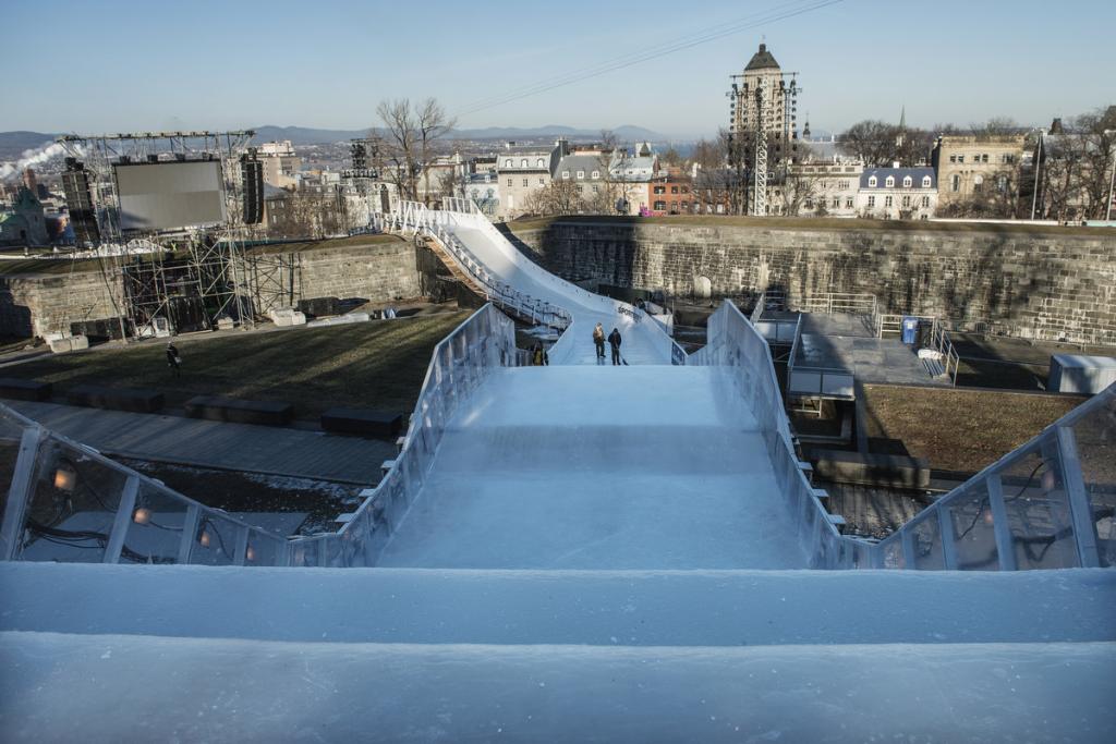 redbullESP's tweet photo. ¡Así es la pista del estreno del Crashed Ice, visto en un vídeo en 1ª persona!
https://t.co/tI0s0oCM1S https://t.co/So7E2iIqc6