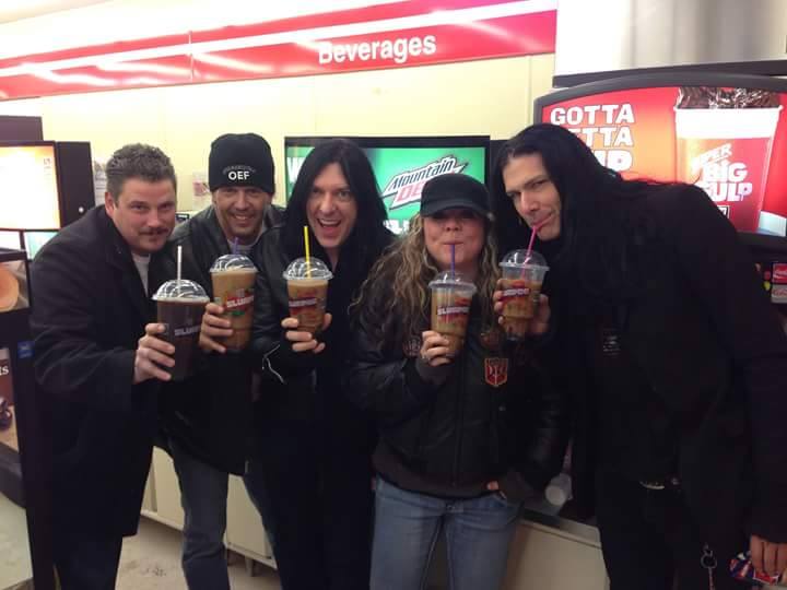 Served? hahah :D
<a href="/BrentFitzArmy/">Brent Fitz Army</a> 
<a href="/BrentFitzBR/">Brent Fitz Brasil</a> 
<a href="/BrentFitzPY/">Brent Fitz Paraguay</a> 
<a href="/SlashMylesCoBR/">SMKC - Brazil</a> 
<a href="/SMKCFansBRAZIL/">SMKC</a> 
<a href="/SMKCFansMexico/">SMKC Fans MX</a>