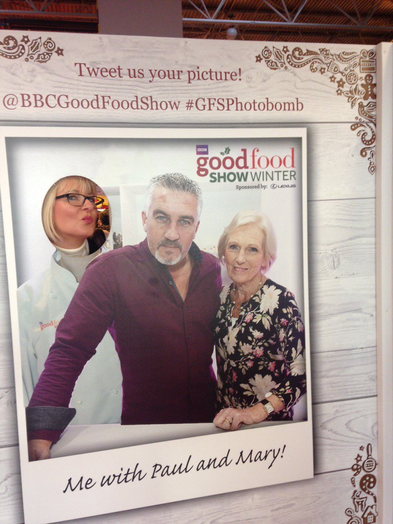 sarahwilsonOT's tweet photo. Had a great time @BBCGoodFoodShow, especially the super theatre with Paul and Mary #GFSPhotobomb https://t.co/y31kyrOE0Q