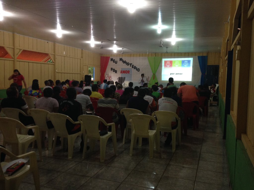 AdvAcreRondonia's tweet photo. Hoje treinamento de comunicação e recepção para os líderes do distrito Costa e Silva, em Porto Velho https://t.co/TiQ9b4ec6X