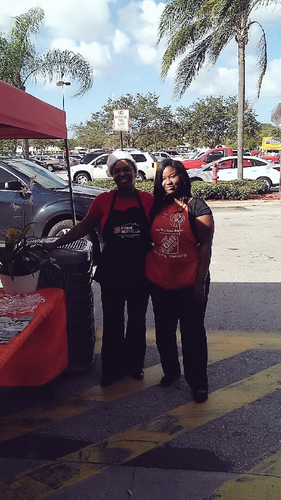 OscarARSman's tweet photo. Deana got it done in Hollywood 285 @ARSeventsHD https://t.co/IB8tLqaIT9