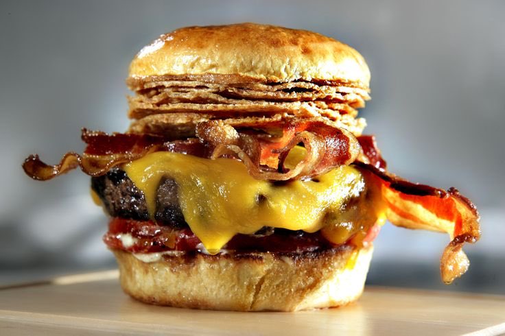 NYBACONBANDITS's tweet photo. @krockjosh HELP!!! Who's got the BEST #1 🍔burgers🍔 in CNY??? I could eat my arm off right now, hurry!!🍔🍔🍔💥💥💥#bacon https://t.co/QI1U9X3HXz