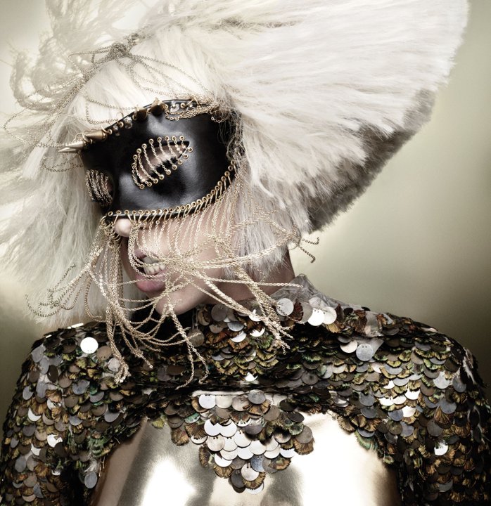 HausOfLuise's tweet photo. "The Fame Monster" sold 7 Millions copies worldwide!  

#MTVStars Lady Gaga https://t.co/Ymkwq73Xon