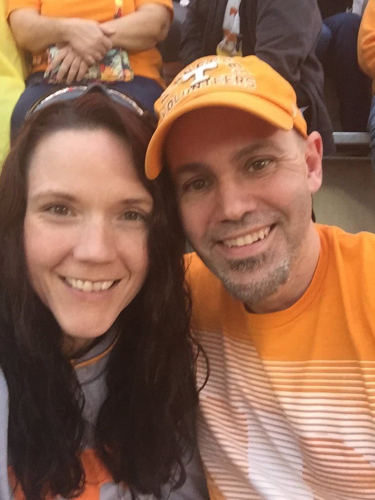 RunMomOf2Boys's tweet photo. #GoVols https://t.co/i47GDo8h3R