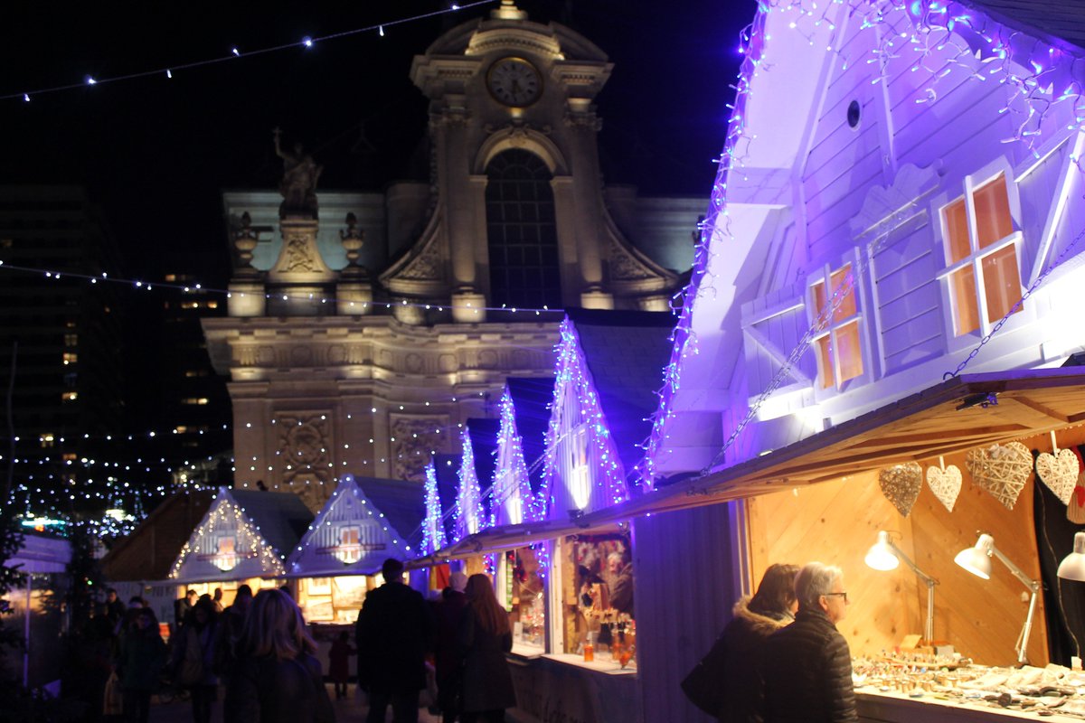 ComboNourdine's tweet photo. Christmas Market in Nancy 
#Christmas #Market #Wine #Nancy #France https://t.co/N1A2ag6Hcr