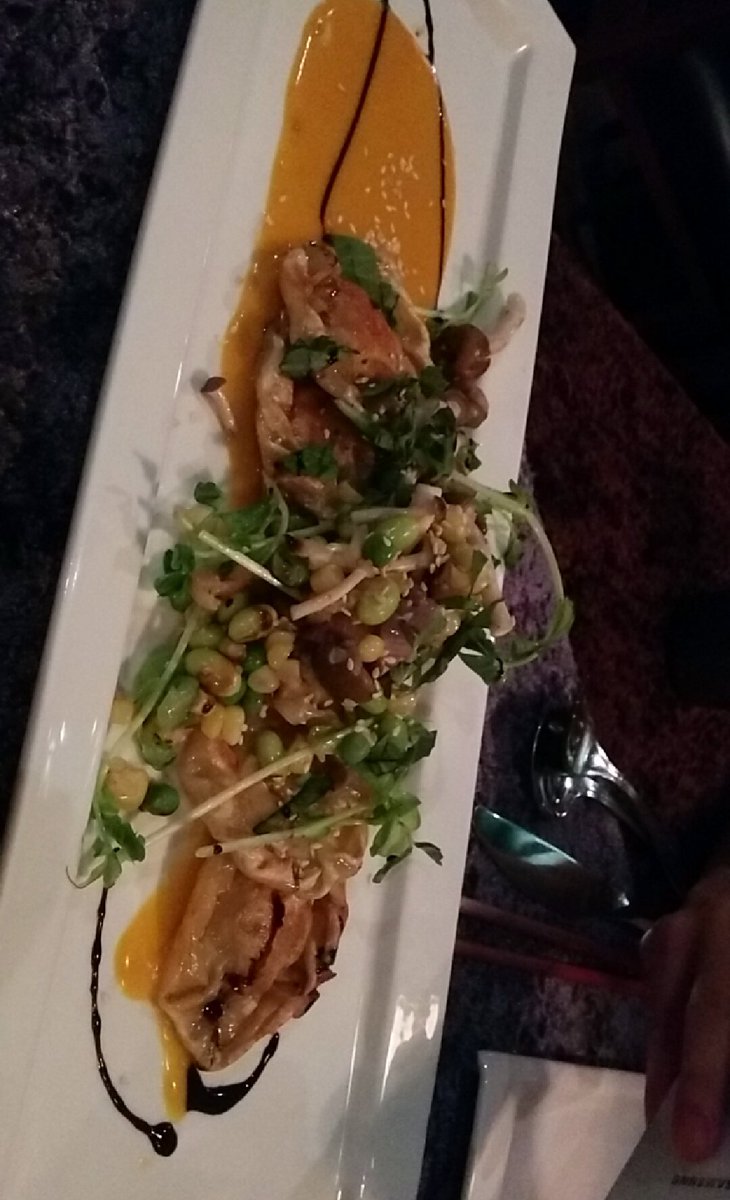 maylaaaaaa's tweet photo. Food is > just food. Food can also be used for celebration, enjoyment and pleasure! #URWhatUTwEat @UWsarahTA https://t.co/Lxl3kF8mAq
