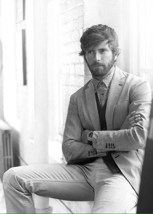 Beardlov3's tweet image. You can keep staring at me and admiring or just start growing yourself #beardlov3 #Fashionable #beard #bearded