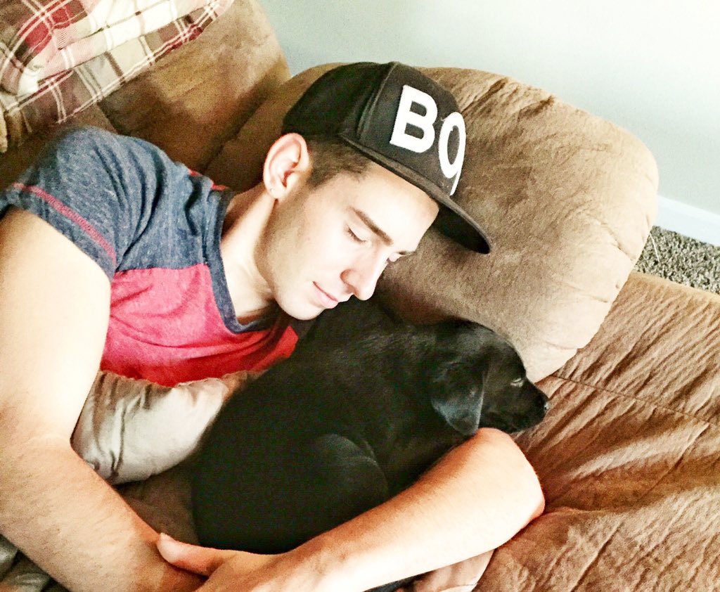 Michael_Braatz's tweet photo. Puppy Cuddles https://t.co/7OinwEDLLi