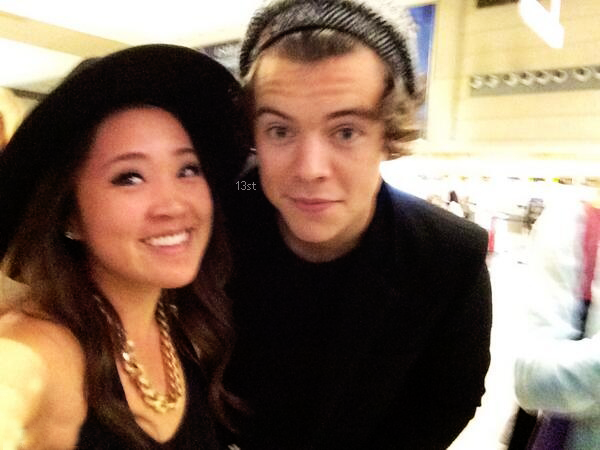 13styls's tweet photo. At Lax. https://t.co/ikrbISiMQW