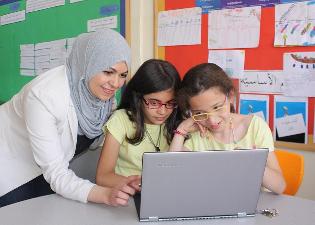 Forbes's tweet photo. In Jordan, Hello World Kids is teaching the next generation of female entrepreneurs to code https://t.co/rCea45frEC https://t.co/4YLk00VtAP