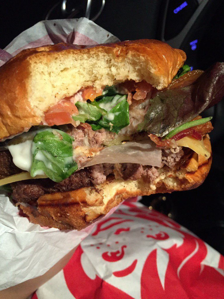 PattyCAcosta's tweet photo. Not was my order messed up, the paper on the cheese was left inside my sandwich. @Wendys https://t.co/1BNYYjbGeN