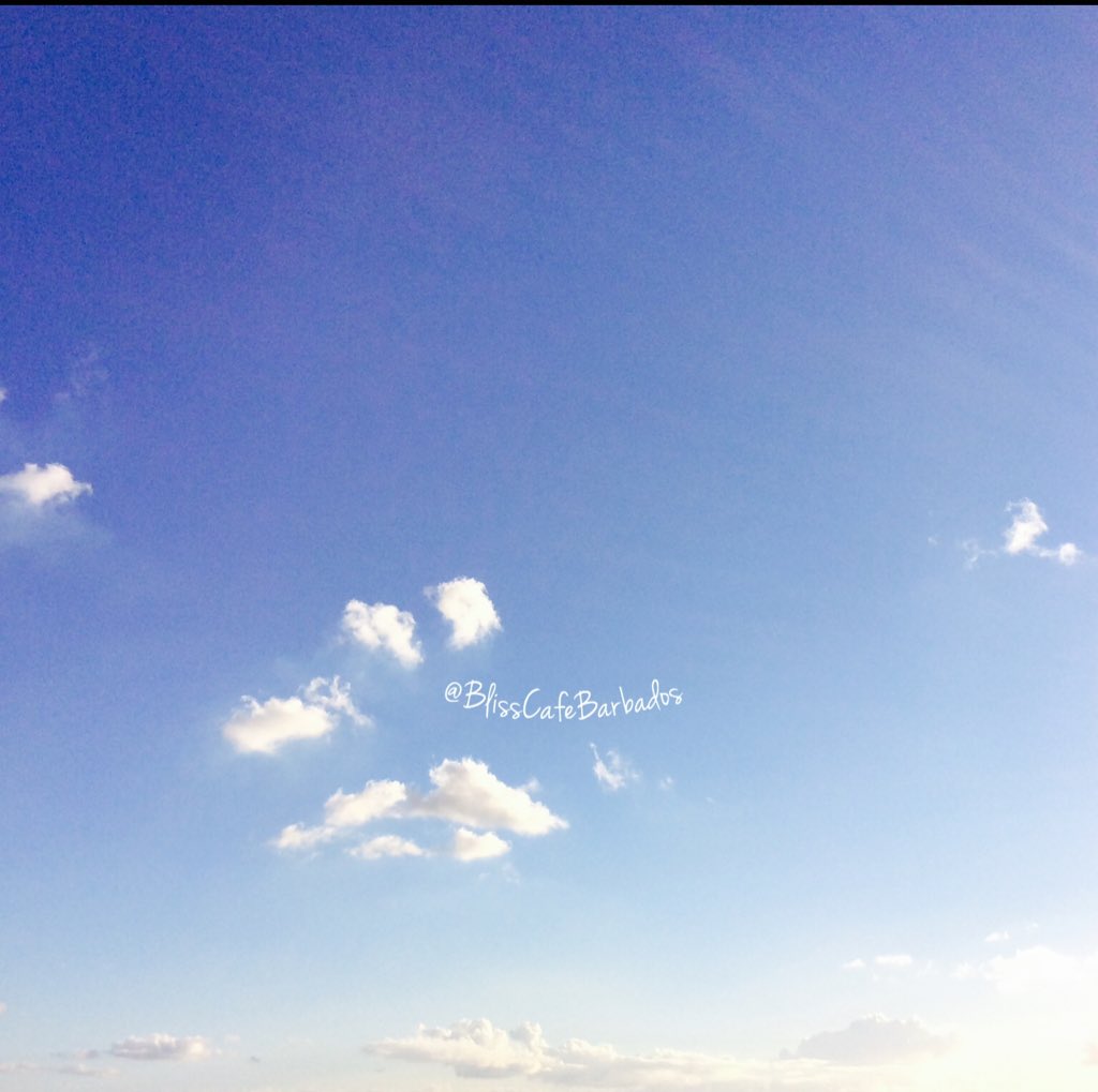 The sky #nofilter 😍🌈🌴