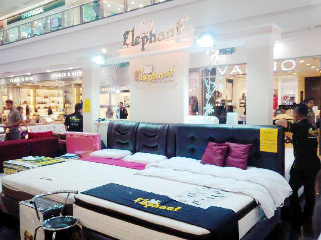 ELEPHANTBED's tweet photo. Minggu seru di ELEPHANTBED Expo @MARGOCITY #Depok.
Dapatkan diskon 50%++ untuk semua bed unggulan kami! https://t.co/PqvDppGb7a